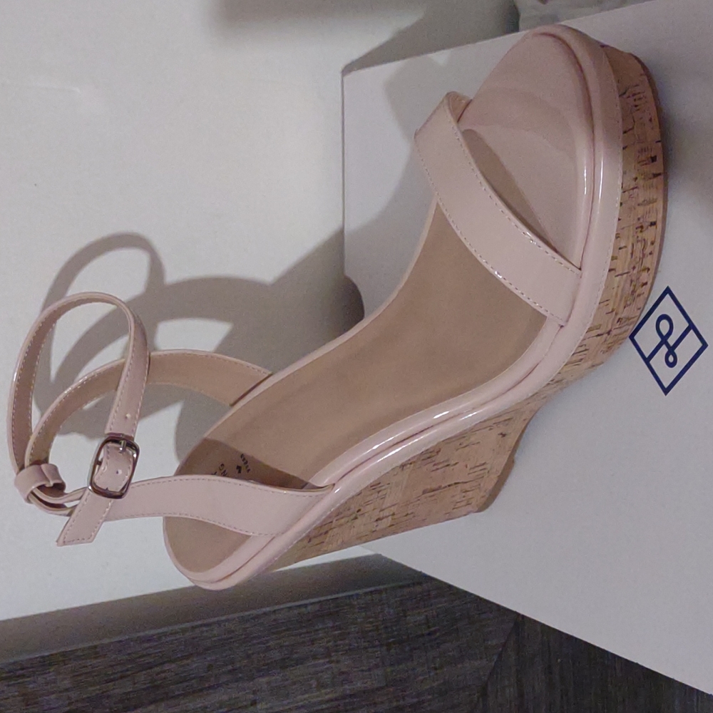 Women wedges